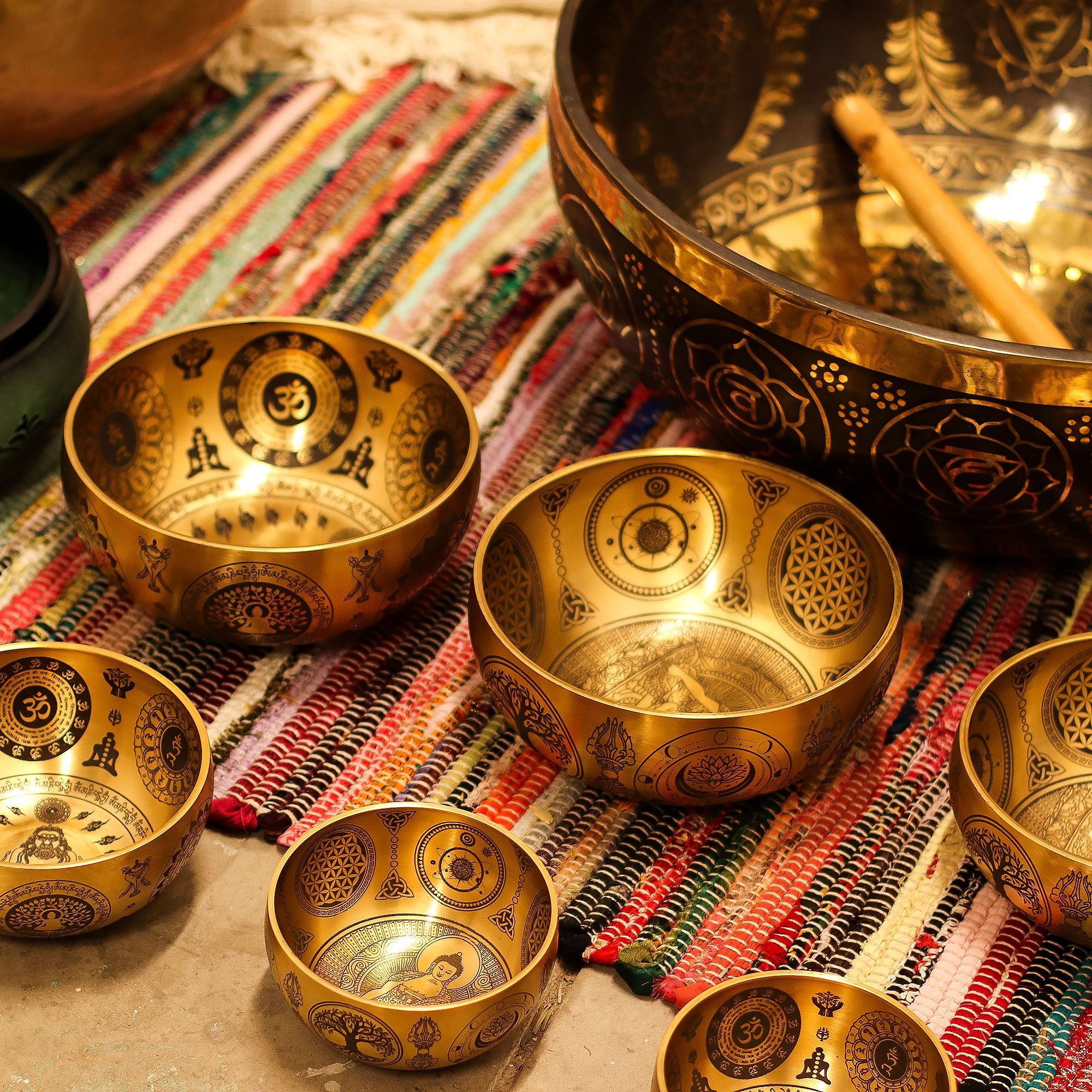 Pure Brass Etched Buddha - Set of 4 - Approx 3.85kg